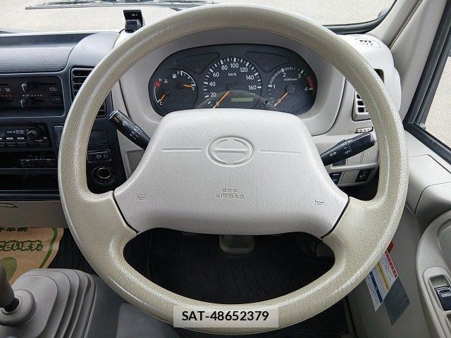 Hino DUTRO 2007-08 7357595-16