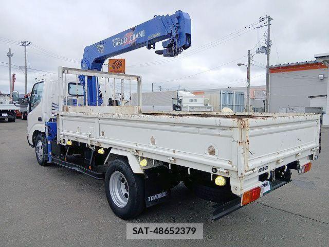 Hino DUTRO 2007-08 7357595-5
