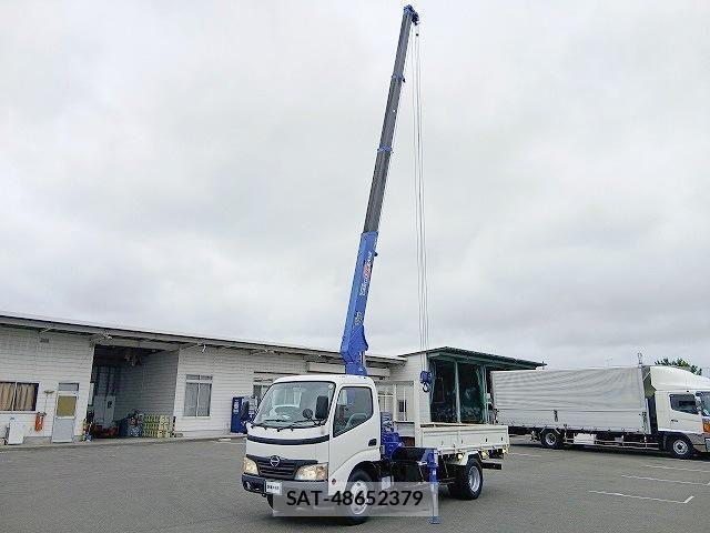 Hino DUTRO 2007-08 7357595-6