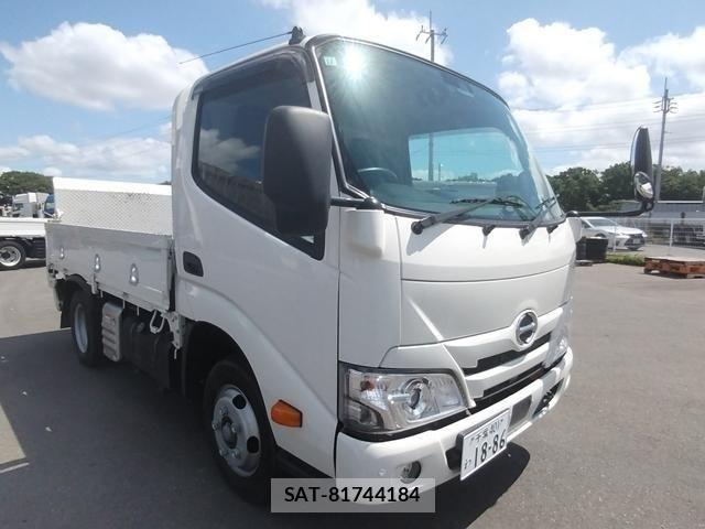 Hino DUTRO 2024-12 7357587-1