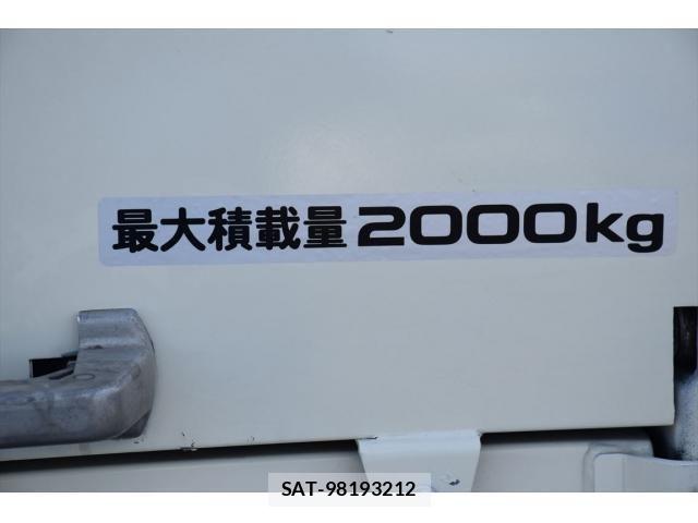 Hino DUTRO 2017-10 7357585-16