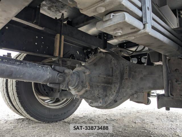 Hino DUTRO 2022-01 7357584-23