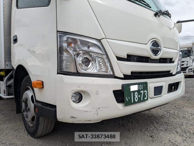 Hino DUTRO 2022-01 7357584-24