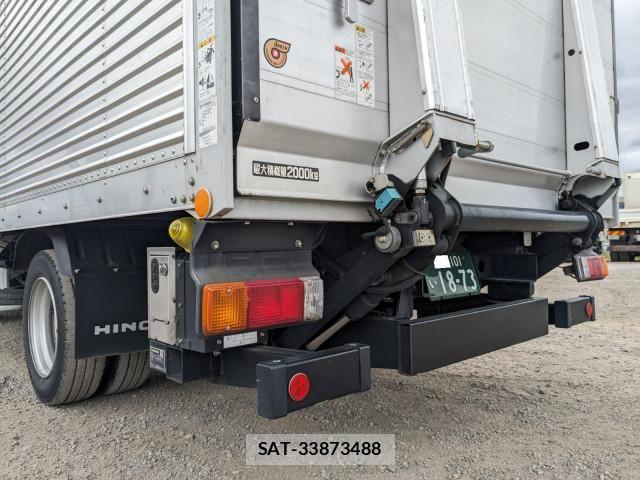 Hino DUTRO 2022-01 7357584-6
