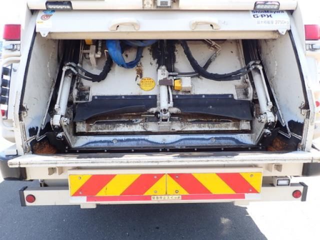Hino DUTRO 2021-03 7383886-23
