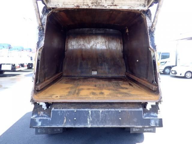 Hino DUTRO 2021-03 7383886-28