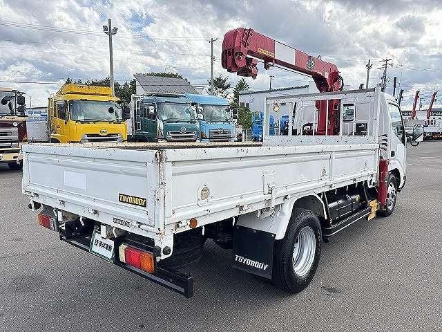 Hino DUTRO 2008-02 7383889-2