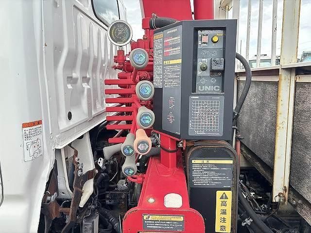 Hino DUTRO 2008-02 7383889-8