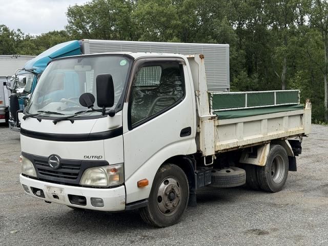 Hino DUTRO 2010-10 7383893-1