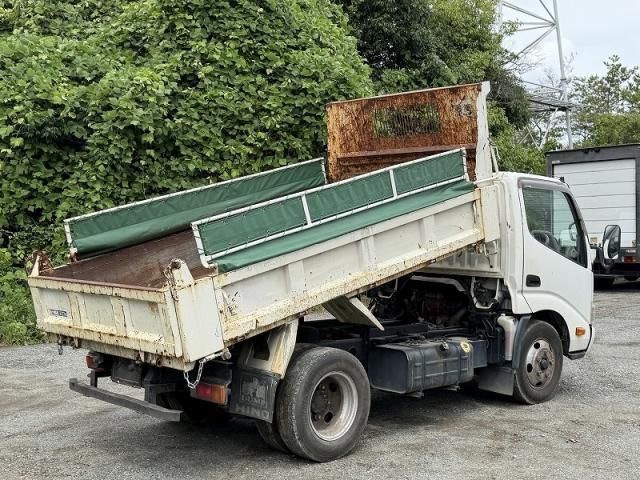 Hino DUTRO 2010-10 7383893-29