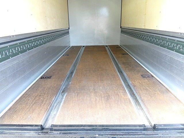 Hino DUTRO 2018-12 7383866-11