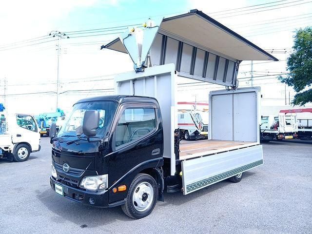 Hino DUTRO 2018-12 7383866-6