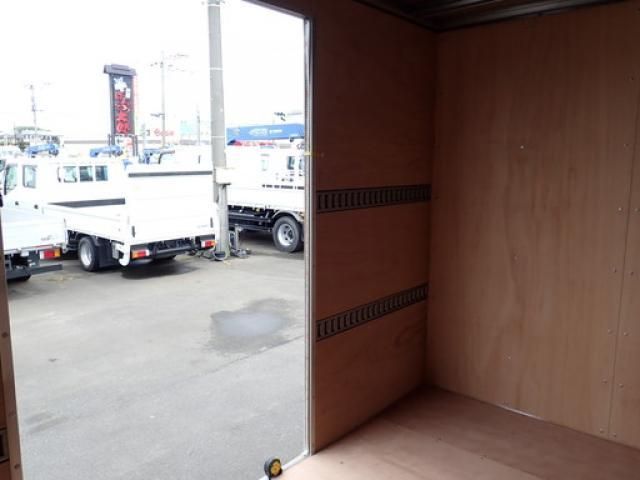 Hino DUTRO 2025-09 7383888-14
