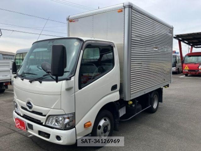Hino DUTRO 2022-03 7391989-0