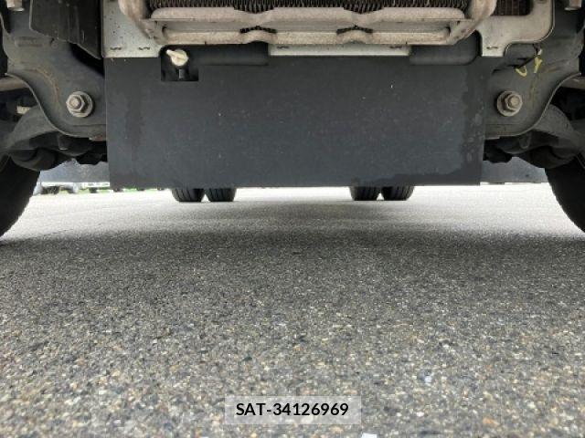 Hino DUTRO 2022-03 7391989-10