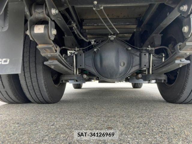 Hino DUTRO 2022-03 7391989-11