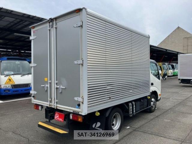 Hino DUTRO 2022-03 7391989-1