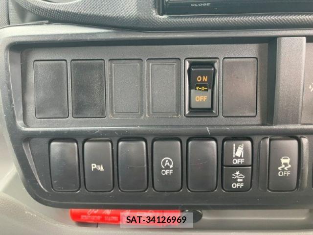 Hino DUTRO 2022-03 7391989-21