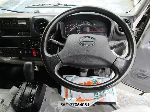 Hino DUTRO 2019-03 7454071-9