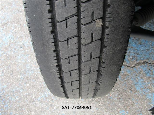 Hino DUTRO 2019-03 7454071-17