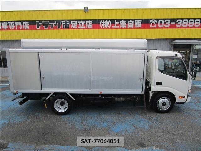 Hino DUTRO 2019-03 7454071-2