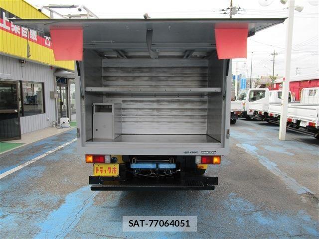 Hino DUTRO 2019-03 7454071-5