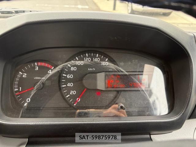 Hino DUTRO 2017-03 7454075-15