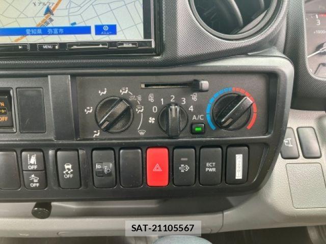 Hino DUTRO 2022-03 7454072-20