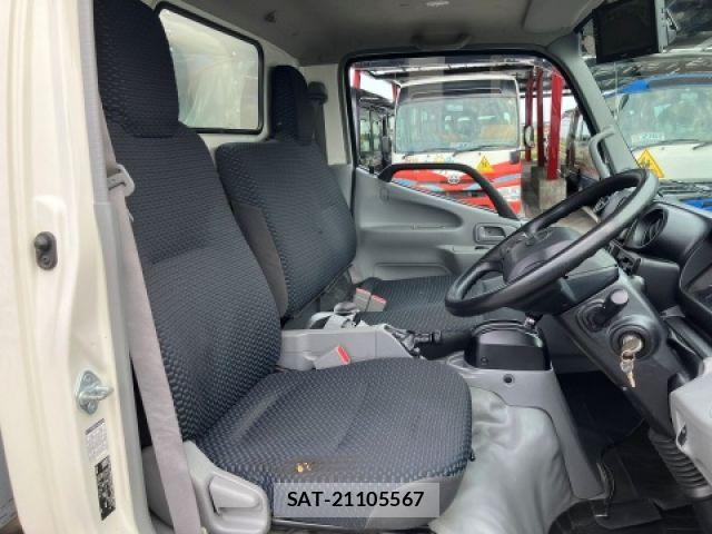 Hino DUTRO 2022-03 7454072-23
