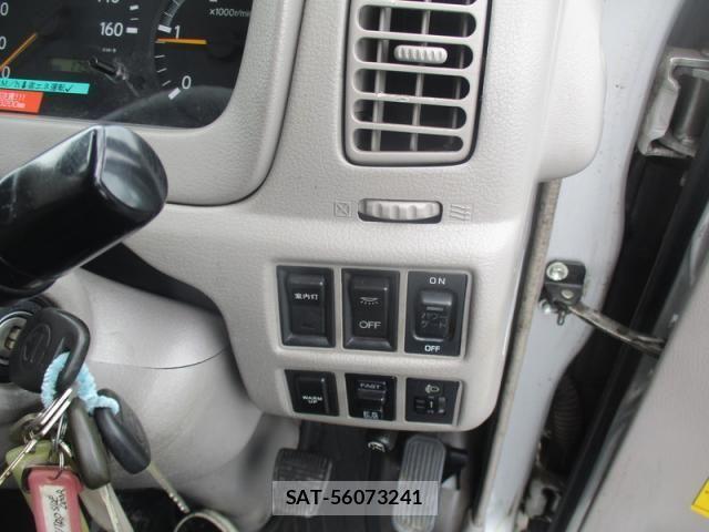 Hino DUTRO 2008-07 7454076-28