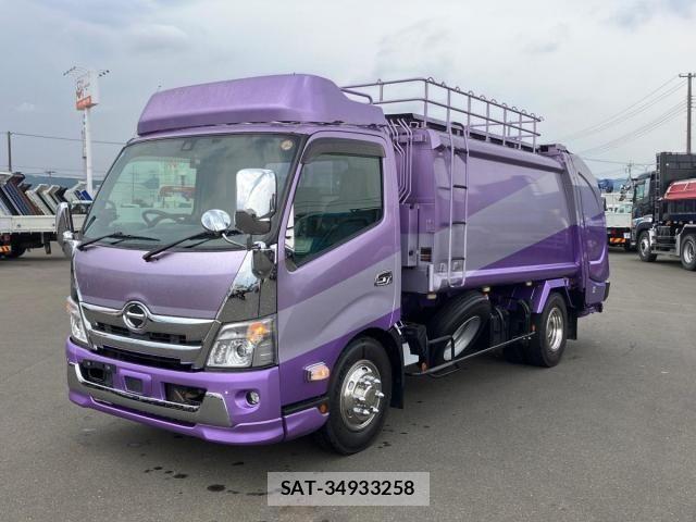 Hino DUTRO 2022-06 7454061-0