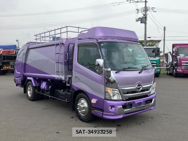 Hino DUTRO 2022-06 7454061-1