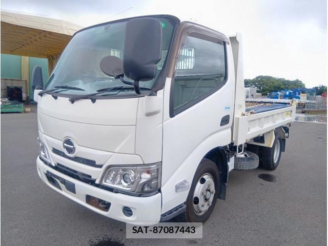 Hino DUTRO 2019-10 7454069-0