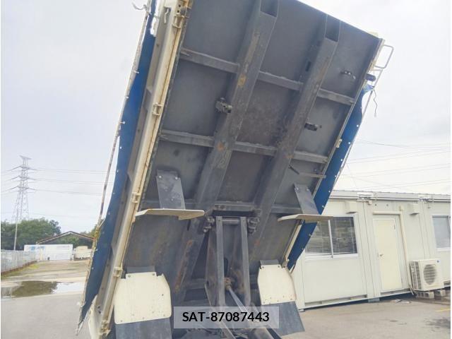 Hino DUTRO 2019-10 7454069-10