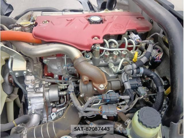 Hino DUTRO 2019-10 7454069-18