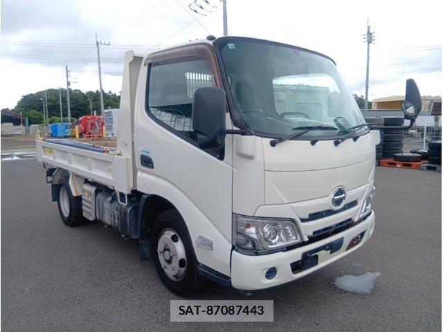 Hino DUTRO 2019-10 7454069-1
