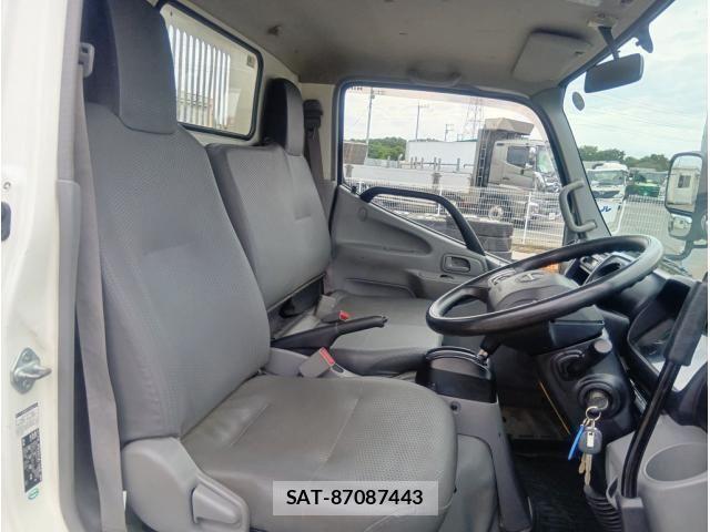 Hino DUTRO 2019-10 7454069-22