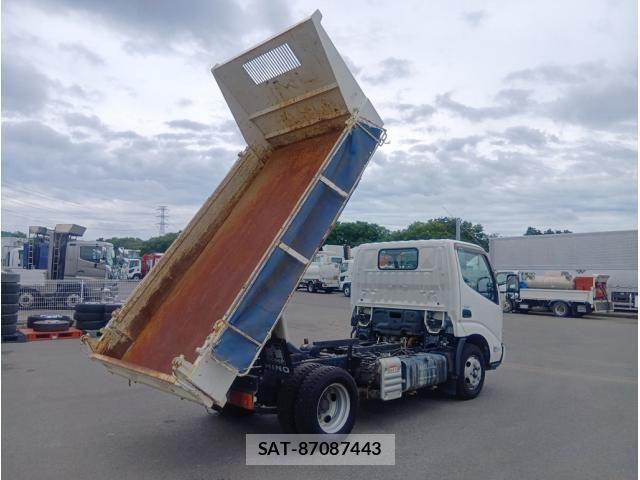 Hino DUTRO 2019-10 7454069-7