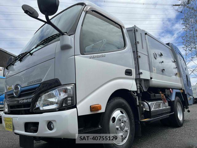 Hino DUTRO 2017-01 7454073-0