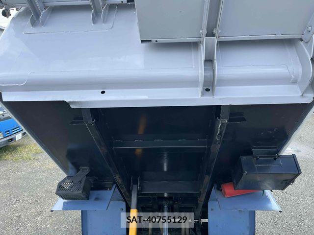 Hino DUTRO 2017-01 7454073-15