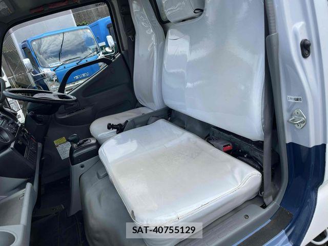 Hino DUTRO 2017-01 7454073-24