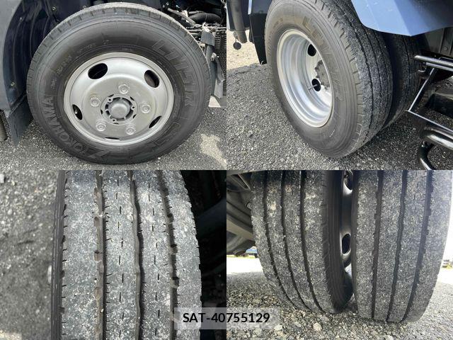 Hino DUTRO 2017-01 7454073-29