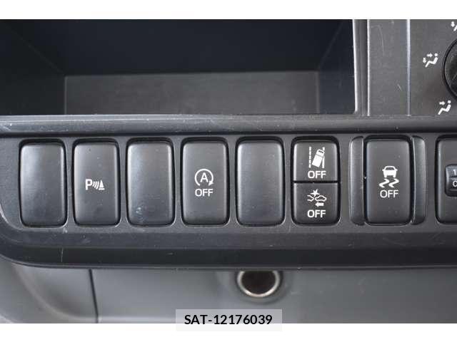 Hino DUTRO 2022-03 7454070-24