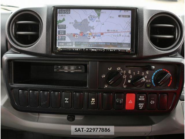 Hino DUTRO 2018-09 7454067-26