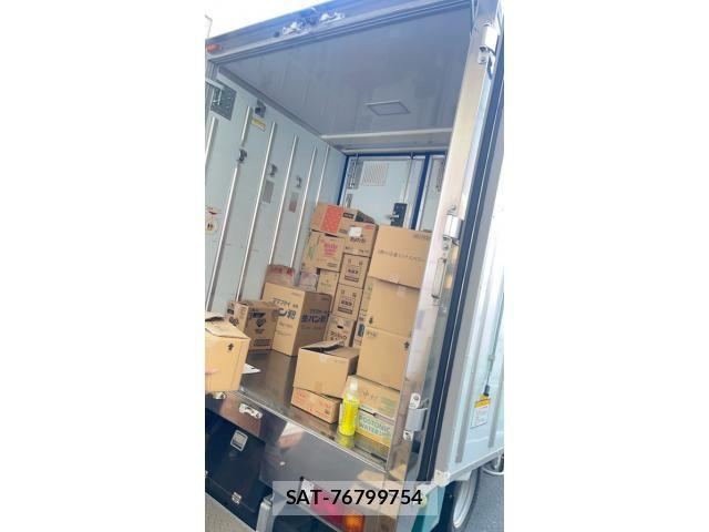 Hino DUTRO 2020-07 7454074-21