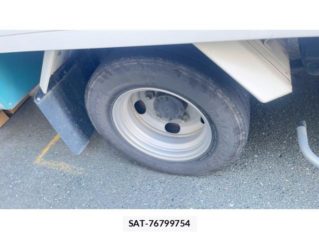 Hino DUTRO 2020-07 7454074-22