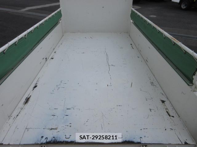 Hino DUTRO 2024-04 7500338-12