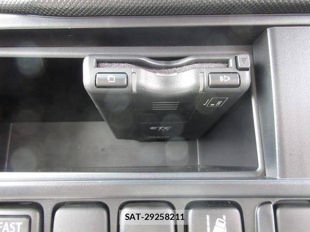 Hino DUTRO 2024-04 7500338-18