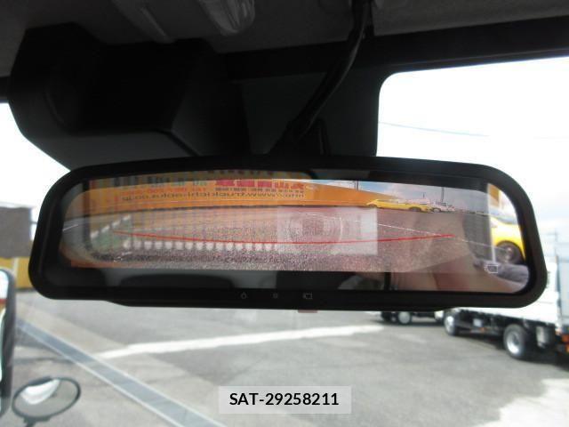 Hino DUTRO 2024-04 7500338-21