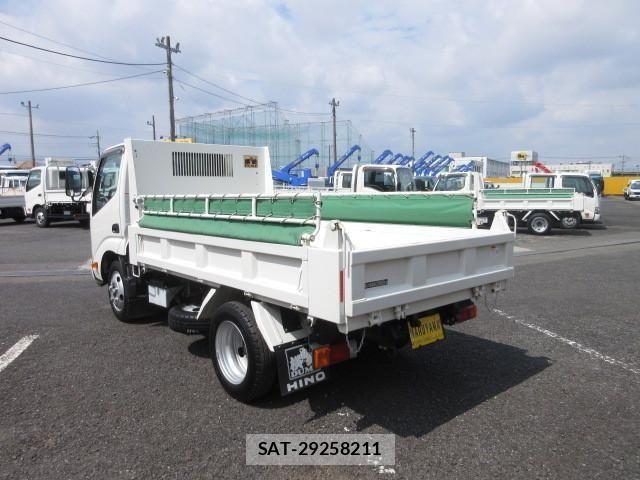 Hino DUTRO 2024-04 7500338-2